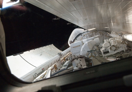 STS134-E-05593