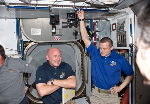 STS134-E-07113