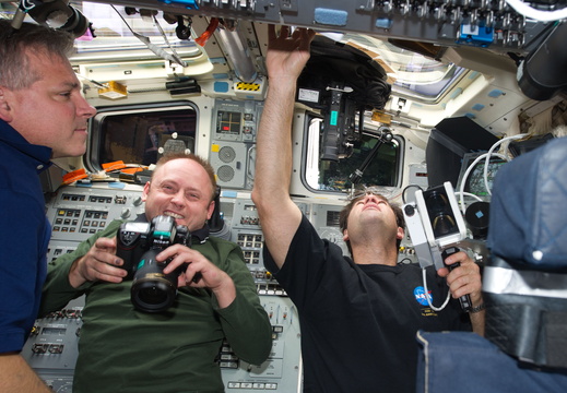 STS134-E-10933