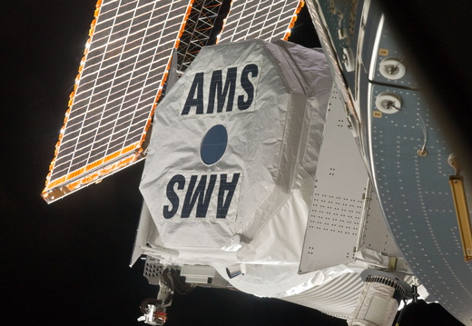 STS134-E-07190