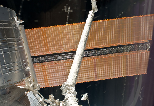 STS134-E-07216