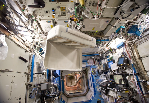 STS134-E-07231