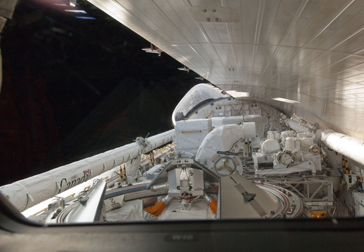 STS134-E-05595