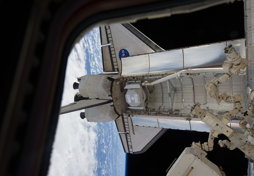 STS134-E-07386