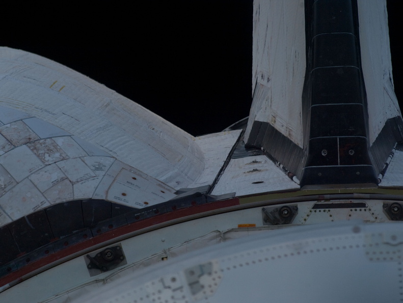 STS135-E-05179