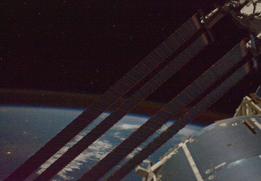 STS135-E-09040