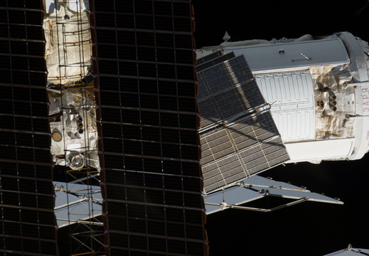 STS135-E-11191