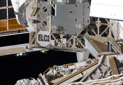 STS135-E-07372