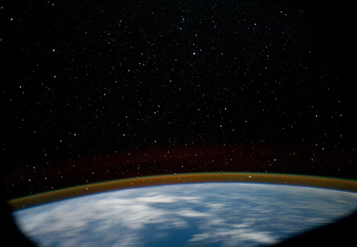 STS135-E-12295