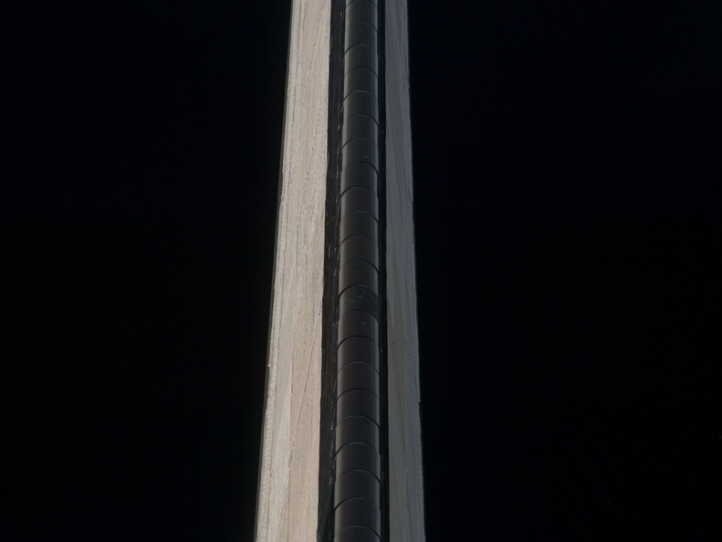 STS135-E-05117