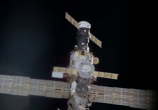 STS135-E-06741