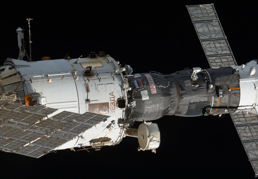 STS135-E-11172