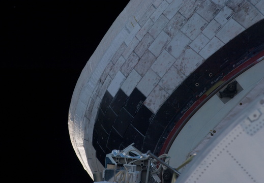 STS135-E-05183