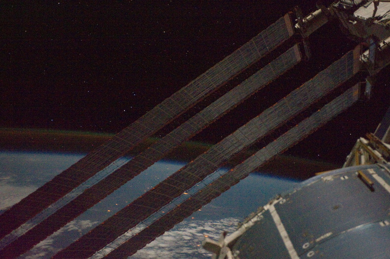 STS135-E-09037.jpg