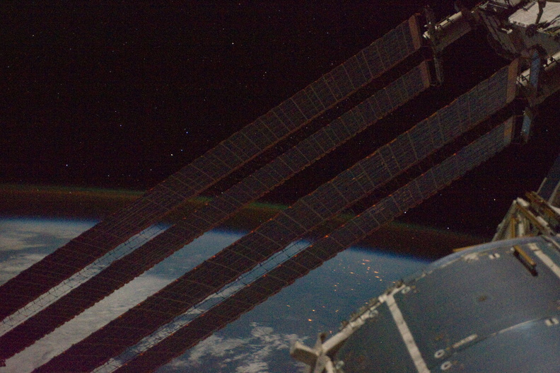 STS135-E-09036.jpg
