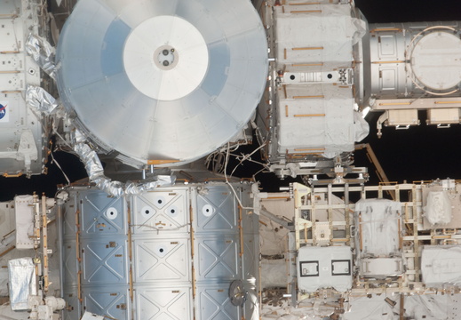 STS135-E-06913