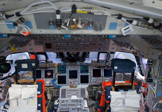 STS135-E-06250