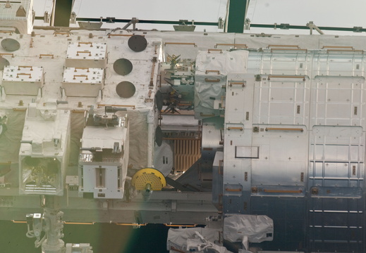 STS135-E-06967
