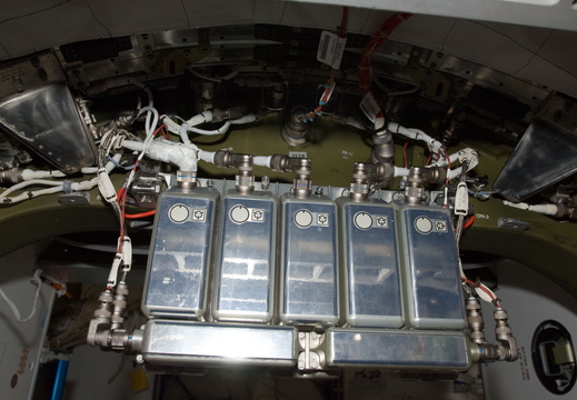 STS135-E-08865