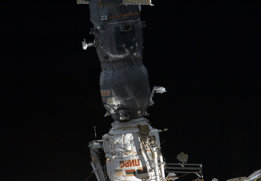 STS135-E-11179