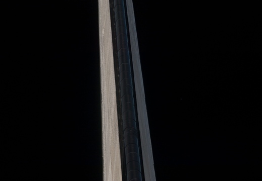 STS135-E-05168