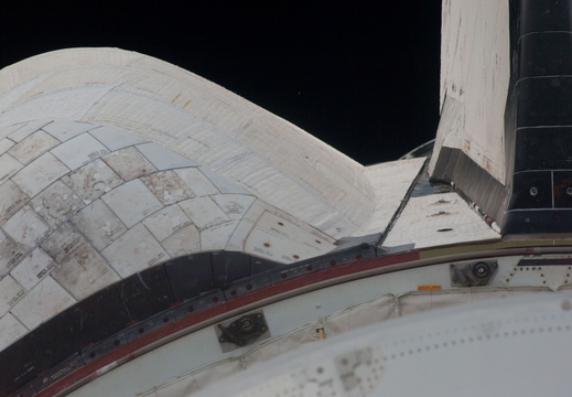 STS135-E-05147