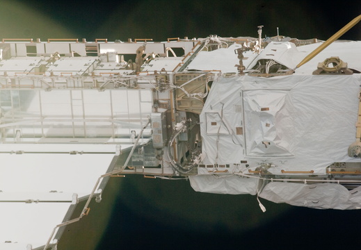 STS135-E-06955