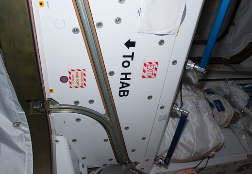 STS135-E-08113