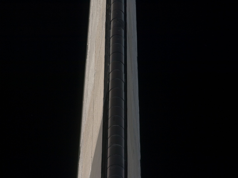 STS135-E-05119