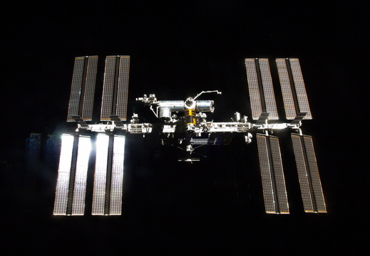 STS133-E-10355