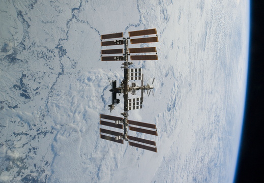STS133-E-11176