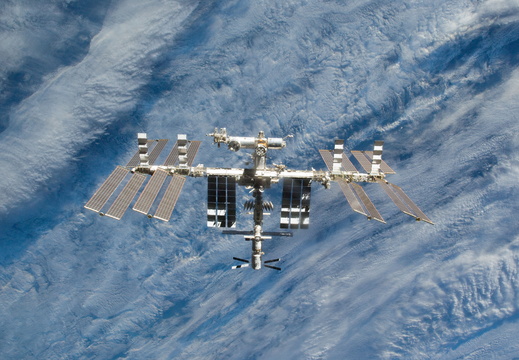 STS133-E-10387