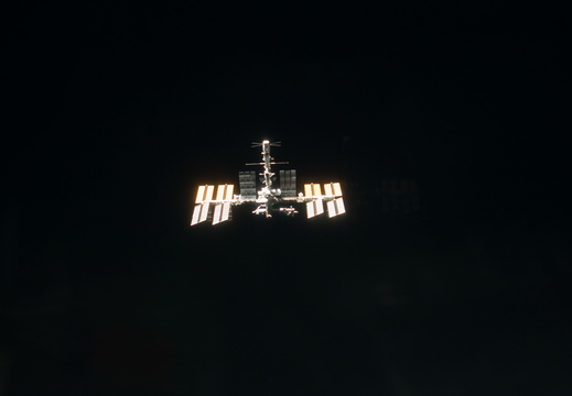 STS133-E-10623
