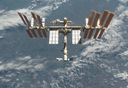 STS133-E-10427