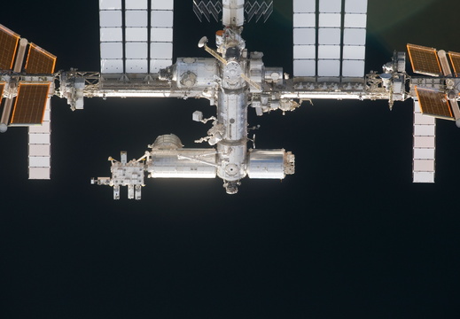 STS133-E-06377