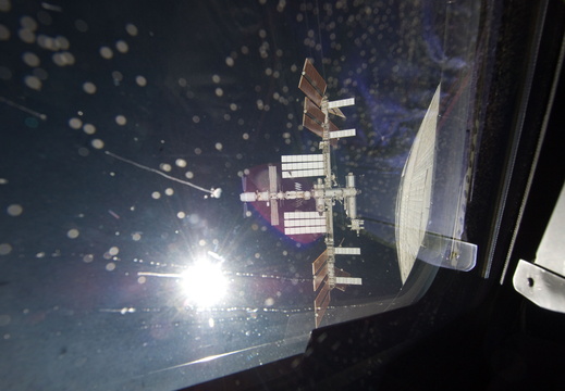 STS133-E-06883