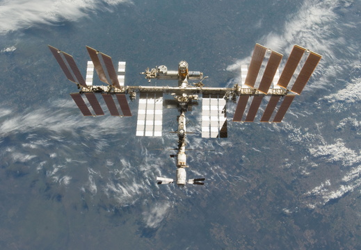 STS133-E-10425