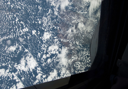 STS133-E-06916
