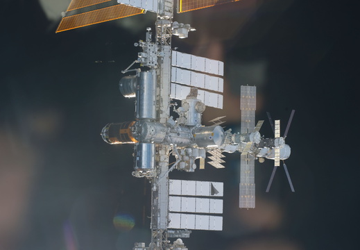 STS133-E-11113
