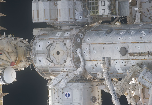 STS133-E-06456