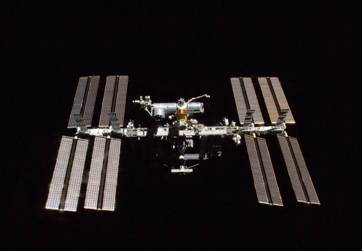 STS133-E-10364