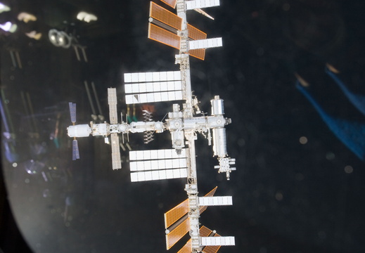 STS133-E-06854