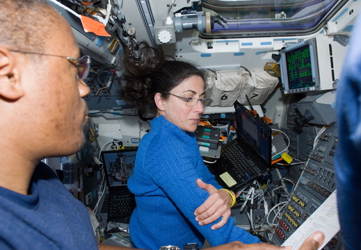 STS133-E-06874