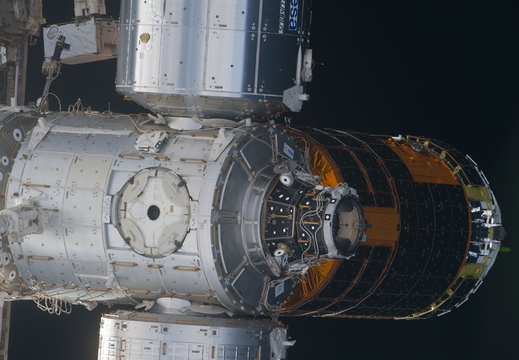 STS133-E-06449