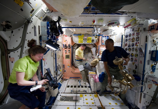 STS133-E-07846