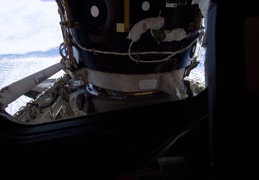 STS133-E-06725