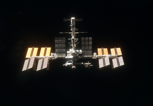 STS133-E-11257