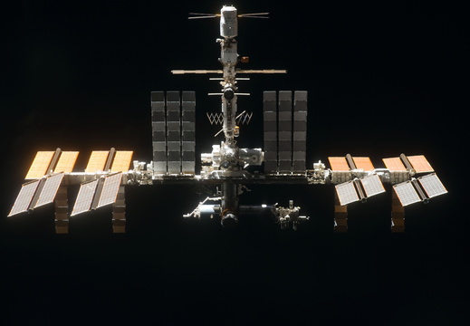 STS133-E-11236
