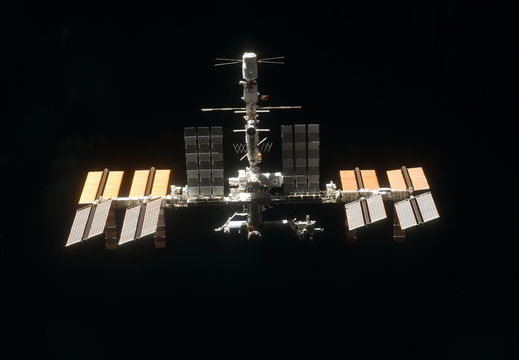 STS133-E-11250