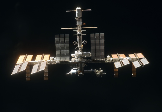 STS133-E-11232